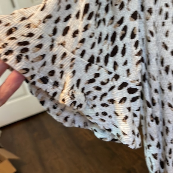 AGB leopard print top - Picture 6 of 6
